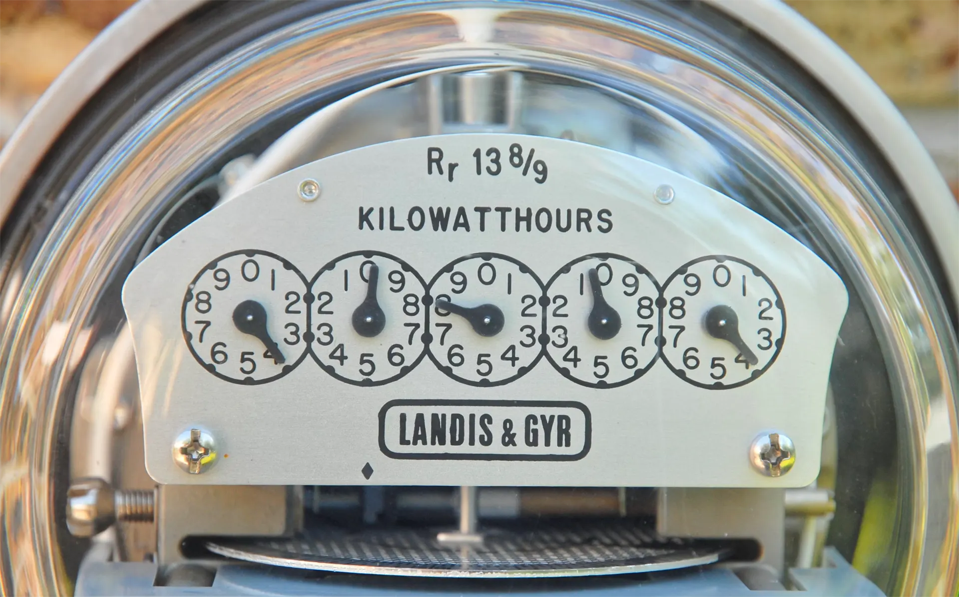 Smart meters vs old meters in Wallonia - EmaxSolar